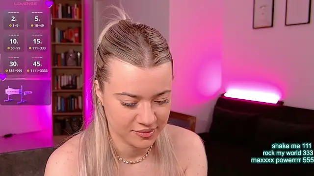 CutiePie69   online show from 22, 6, 2026