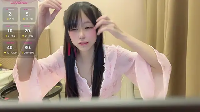 Xiaoxia-Baby online show from 8, 3, 2025