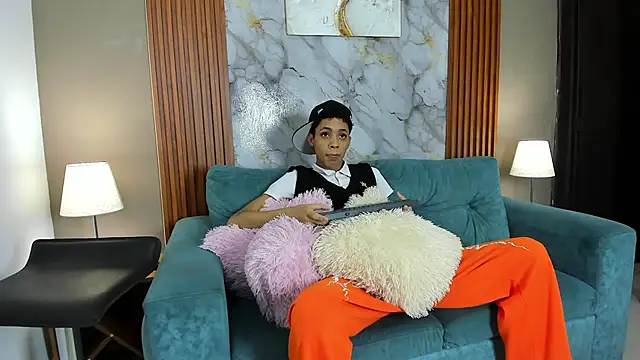 KING OFF BOYS online show from 9, 3, 2026