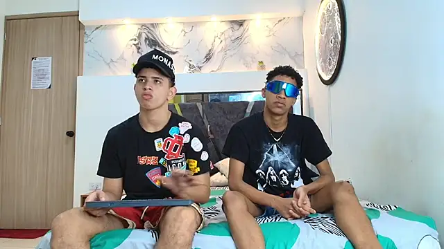 KING OFF BOYS online show from 17, 10, 2025