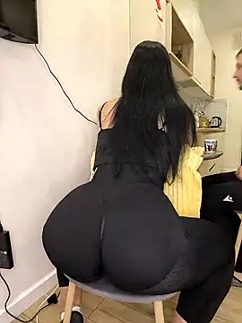 Snapshot of _KissMyAss_ chatting on 1, 5, 2026 KissMyAss online show from 1, 5, 2026