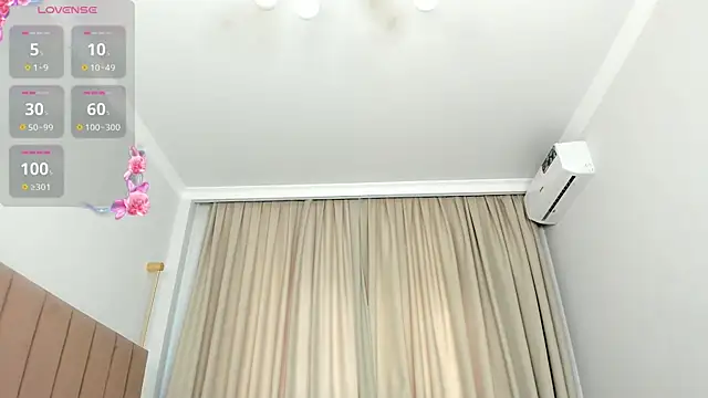 Zirael swan online show from 5, 4, 2026