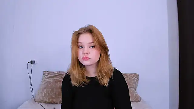 LaseyMoon online show from 26, 10, 2025