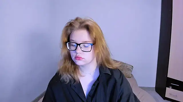 LaseyMoon online show from 16, 11, 2025