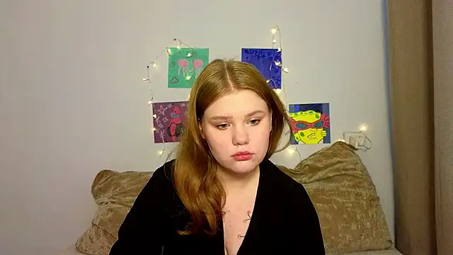 LaseyMoon online show from 6, 3, 2026