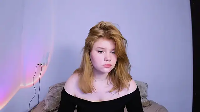 LaseyMoon online show from 29, 11, 2025