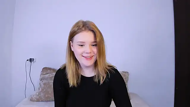 LaseyMoon online show from 23, 10, 2025