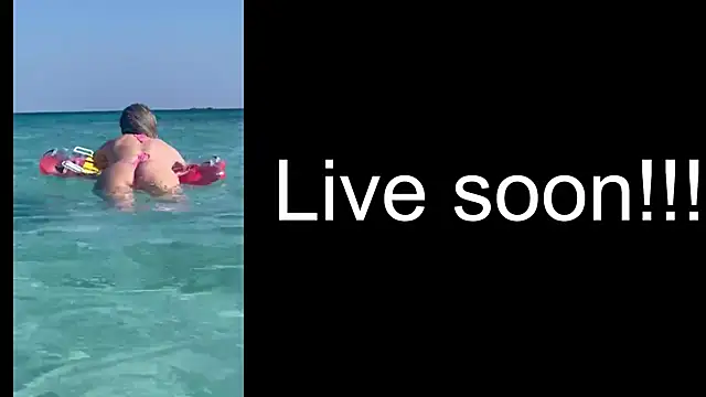 Snapshot of _Allie_ chatting on 29, 11, 2025 Allie online show from 29, 11, 2025