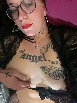 kahyhot online show from 1, 3, 2025