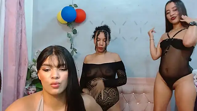 Snapshot of Alma_Meza chatting on 15, 7, 2026 Alma Meza online show from 15, 7, 2026