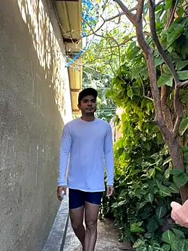 Snapshot of twinks_28 chatting on 15, 10, 2025 twinks 28 online show from 15, 10, 2025