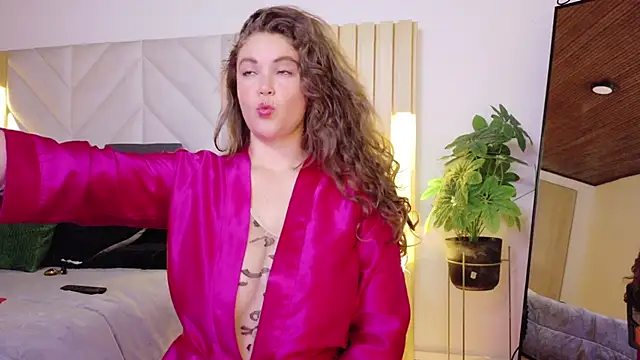 Anaise latif online show from 14, 10, 2025