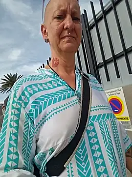 Emma Milf25 online show from 26, 11, 2025