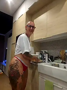 Emma Milf25 online show from 15, 11, 2025