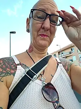 Emma Milf25 online show from 24, 9, 2025