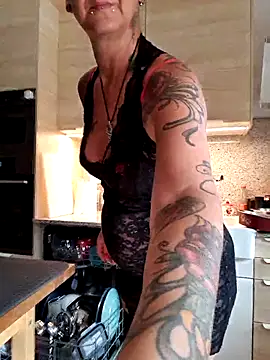 Emma Milf25 online show from 2, 10, 2025