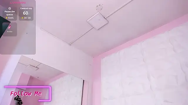 Snapshot of Valeriagomez_ chatting on 26, 10, 2025 Valeriagomez online show from 26, 10, 2025