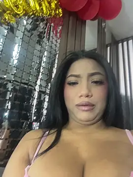 Nicoll Evans  online show from 26, 11, 2025