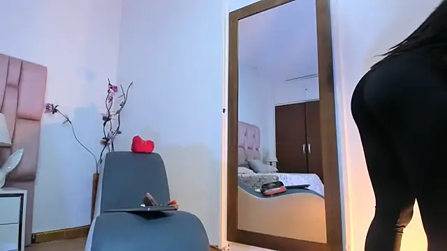 kamii arias online show from 30, 3, 2026