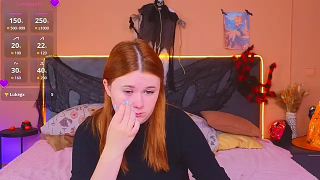 Eva Starlight online show from 27, 10, 2025