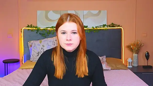 Eva Starlight online show from 9, 10, 2025