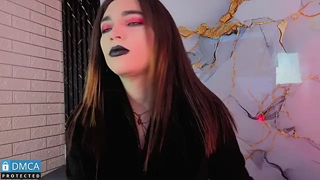 Snapshot of MaeveKuro chatting on 31, 5, 2026 MaeveKuro online show from 31, 5, 2026