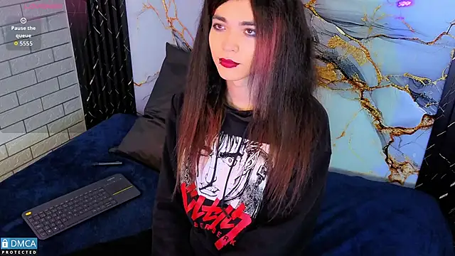 MaeveKuro online show from 1, 12, 2025