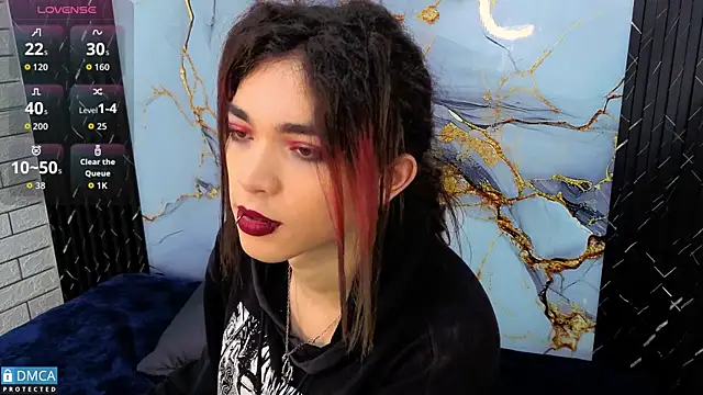 MaeveKuro online show from 2, 12, 2025