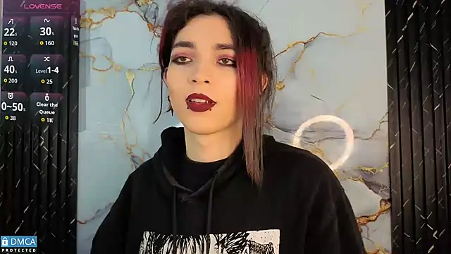 MaeveKuro online show from 4, 11, 2025