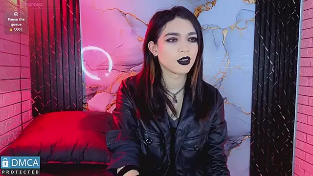MaeveKuro online show from 20, 7, 2026