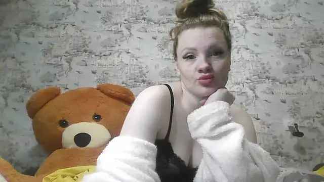 Eveline May online show from 7, 3, 2025