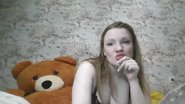 Eveline May online show from 20, 3, 2025