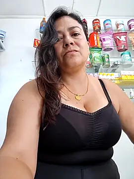 roxanasexy2025 online show from 1, 2, 2026