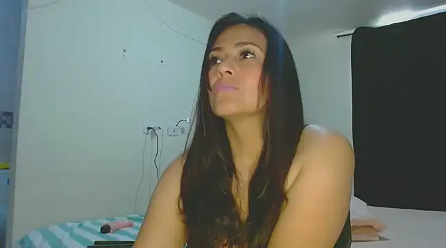 Snapshot of roxanasexy2025 chatting on 16, 3, 2025 roxanasexy2025 online show from 16, 3, 2025