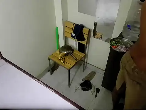 Snapshot of fitbuddy1 chatting on 30, 11, 2025 fitbuddy1 online show from 30, 11, 2025