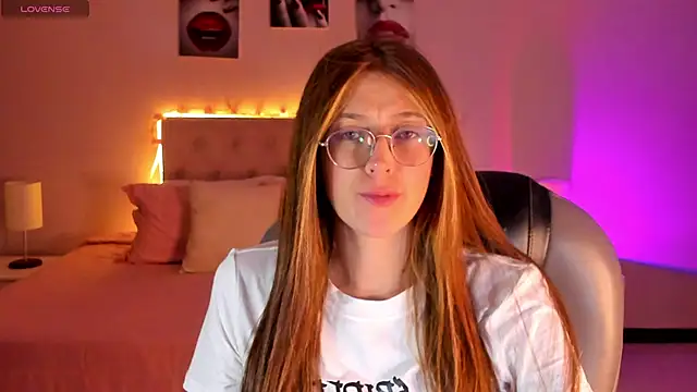 Emily Warren  online show from 11, 3, 2026