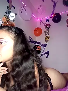 Snapshot of Valen_thompsom_002 chatting on 15, 10, 2025 Valen thompsom 002 online show from 15, 10, 2025