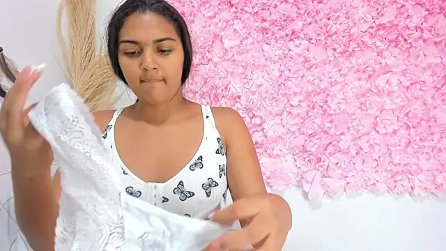 Melodymoore  online show from 14, 2, 2026