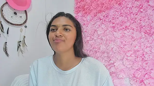 Melodymoore  online show from 3, 3, 2026