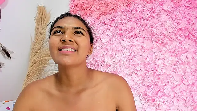 Melodymoore  online show from 18, 2, 2026