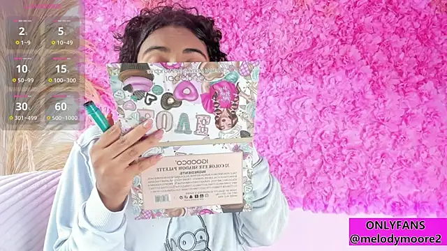 Melodymoore  online show from 24, 10, 2025