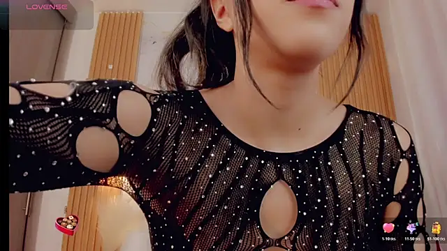 ValeriCardenas online show from 14, 11, 2025