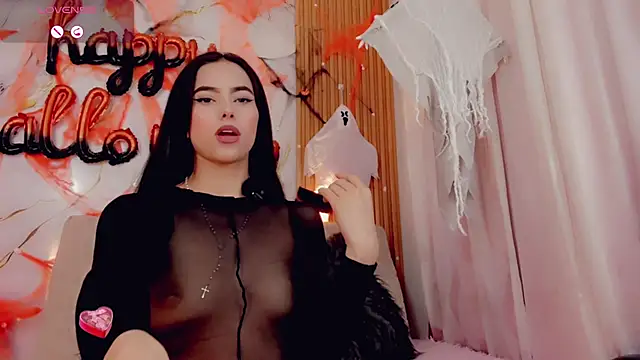 ValeriCardenas online show from 25, 10, 2025