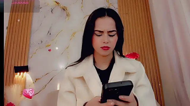 ValeriCardenas online show from 19, 11, 2025