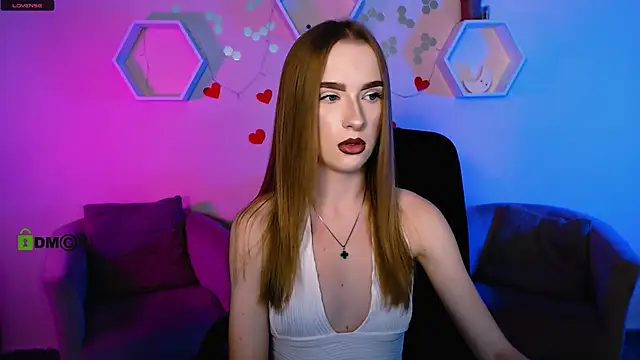 Snapshot of doll_vey chatting on 10, 10, 2025 doll vey online show from 10, 10, 2025