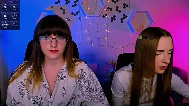 Snapshot of doll_vey chatting on 10, 11, 2025 doll vey online show from 10, 11, 2025