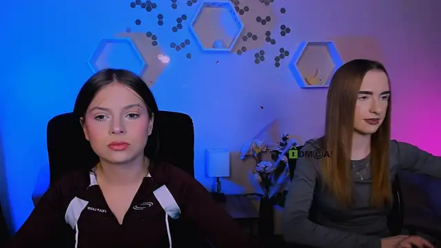 Snapshot of doll_vey chatting on 24, 11, 2025 doll vey online show from 24, 11, 2025