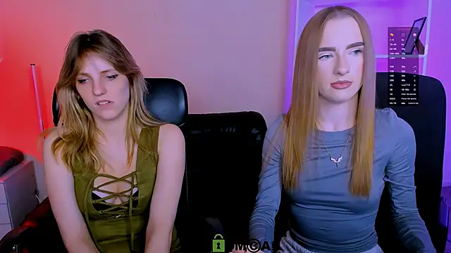 Snapshot of doll_vey chatting on 15, 11, 2025 doll vey online show from 15, 11, 2025