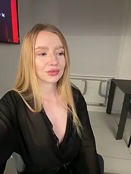 EvaBrooklyn online show from 27, 2, 2025