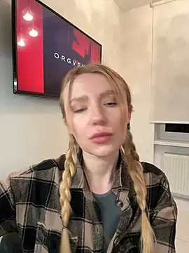 EvaBrooklyn online show from 3, 3, 2025